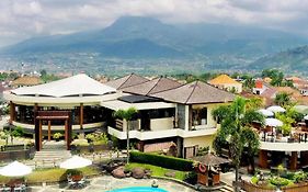 Purnama Hotel